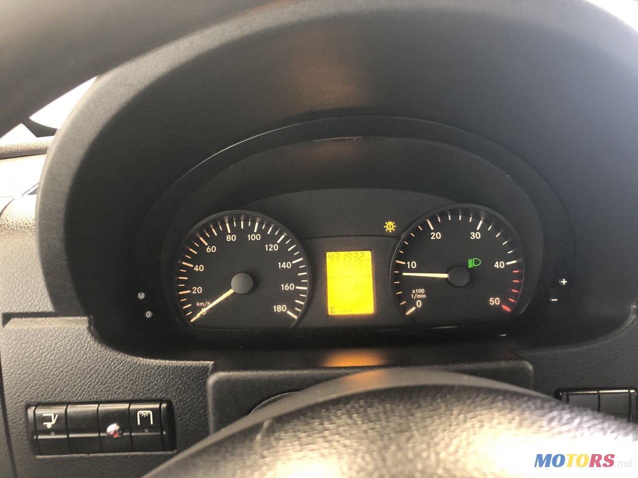 2012' Mercedes-Benz 316 CDI photo #7