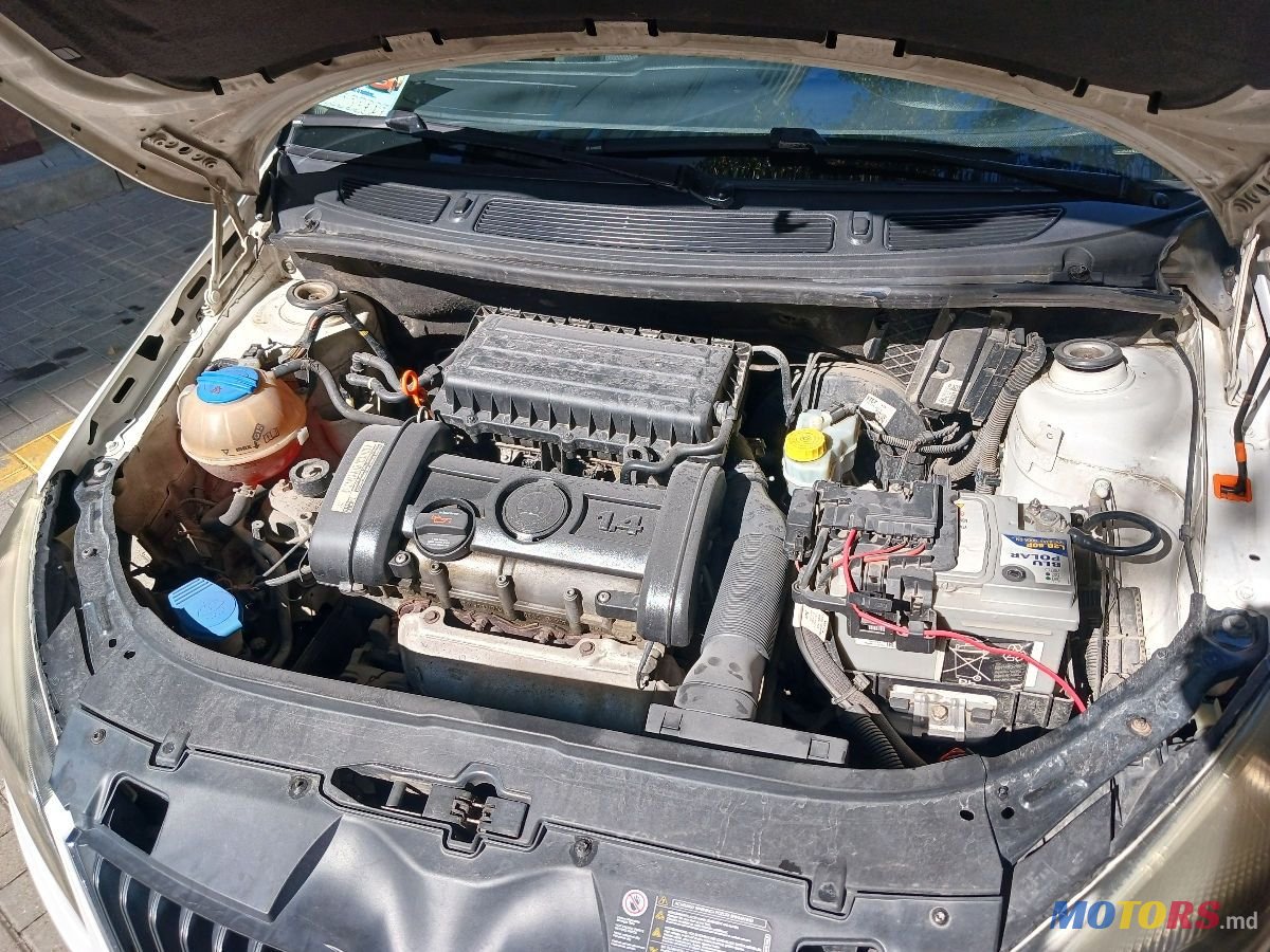 2010' Skoda Roomster photo #5