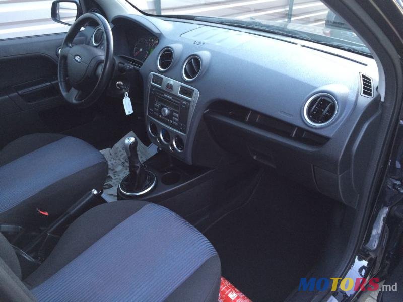 2007' Ford Fusion photo #2