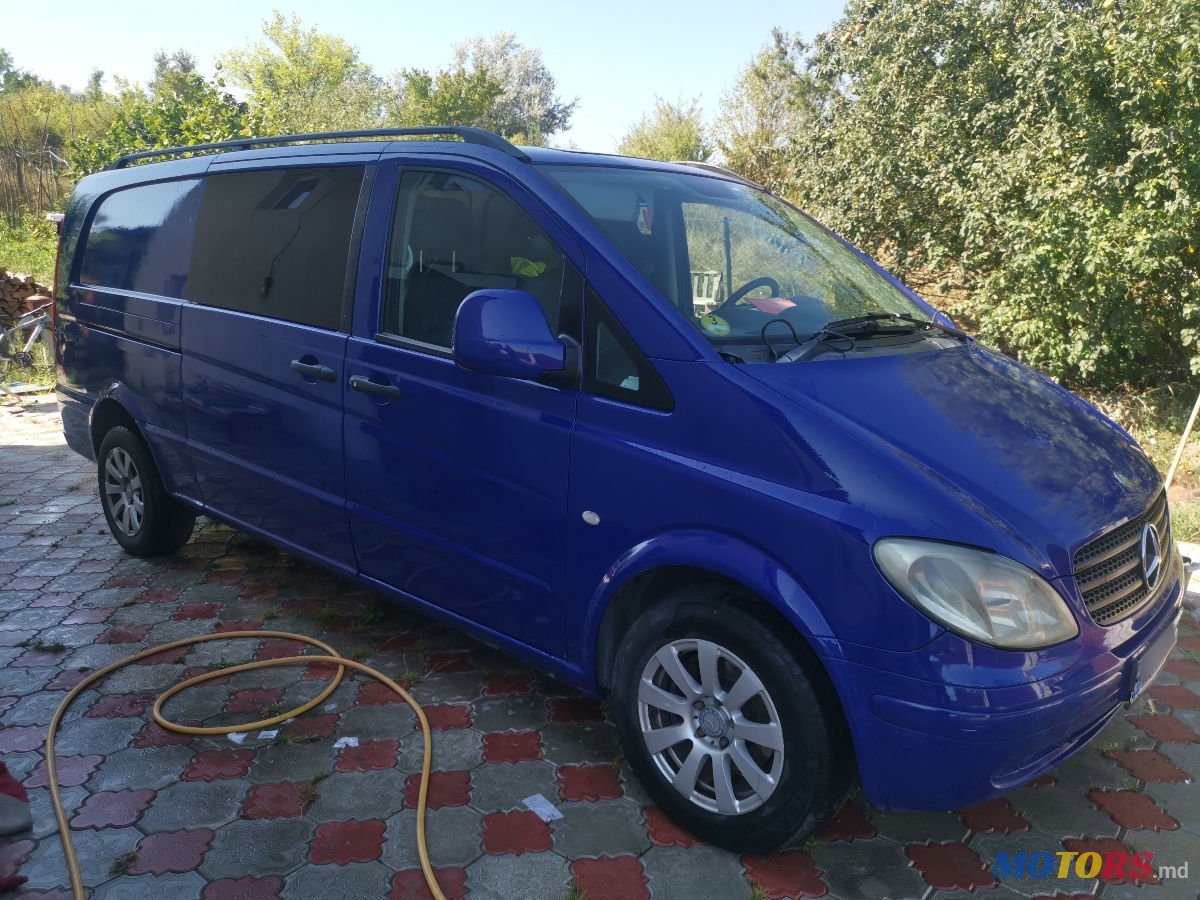2004' Mercedes-Benz Vito photo #1