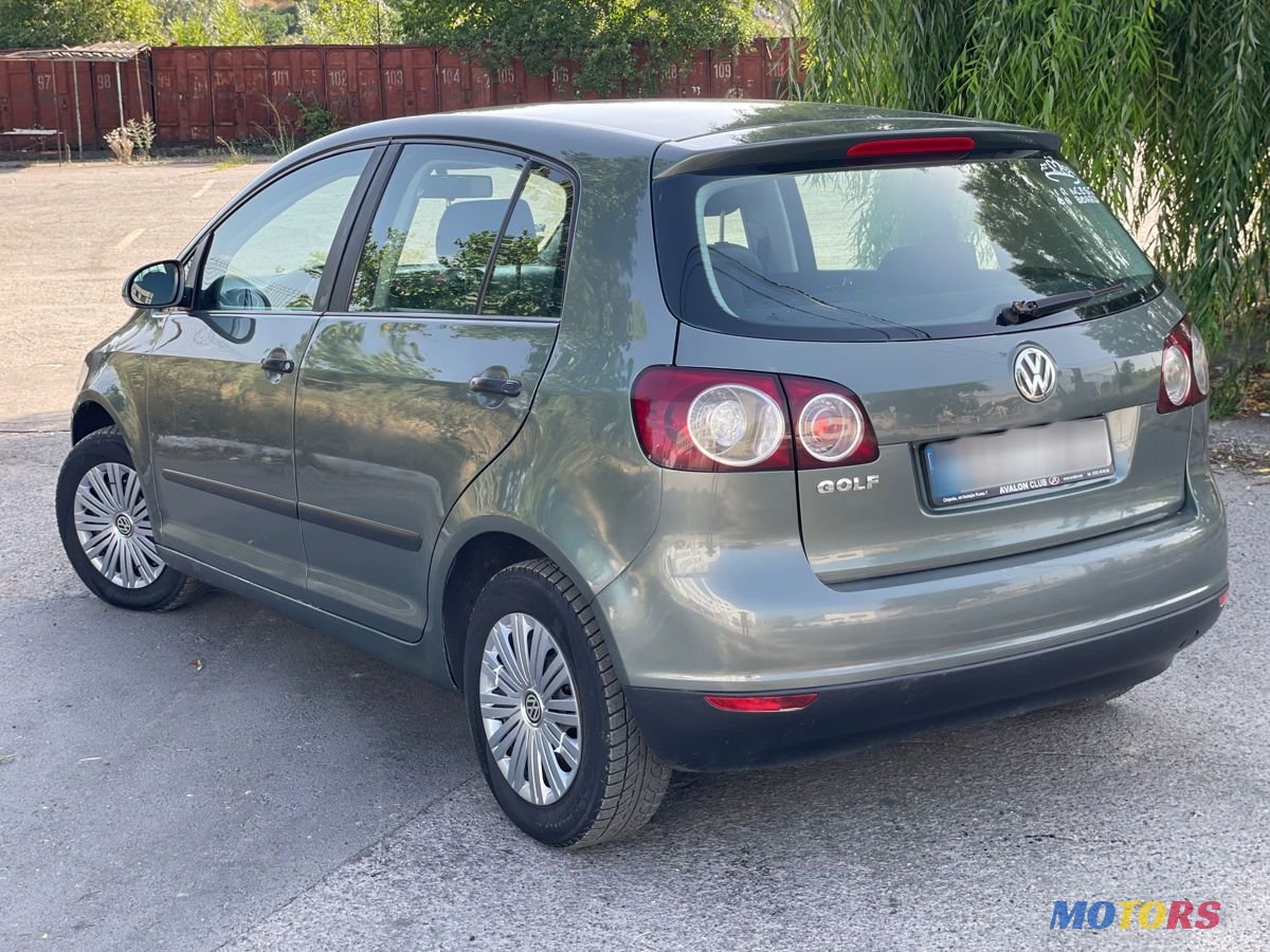 2005' Volkswagen Golf Plus photo #3