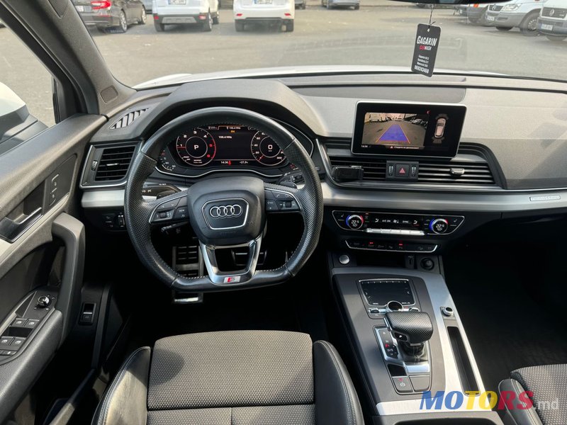 2018' Audi Q5 photo #5