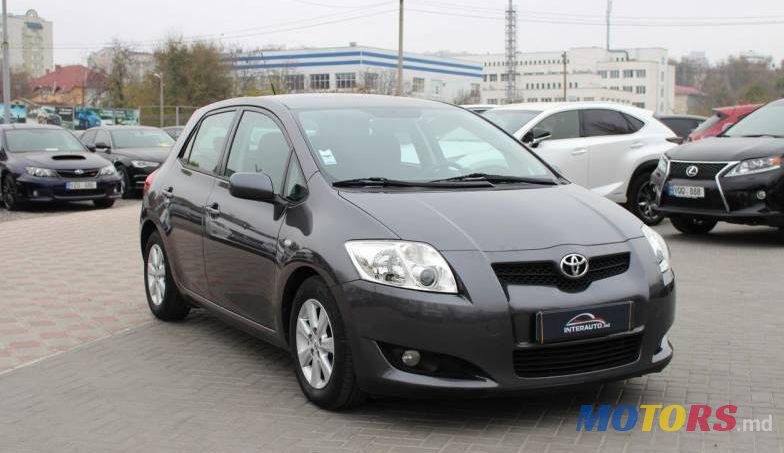 2009' Toyota Auris photo #1