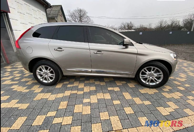2016' Volvo XC60 PREMIER photo #2