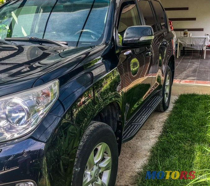 2012' Toyota Land Cruiser Prado photo #4