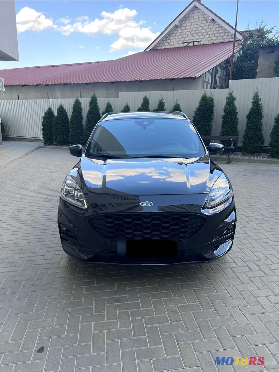 2020' Ford Kuga photo #2