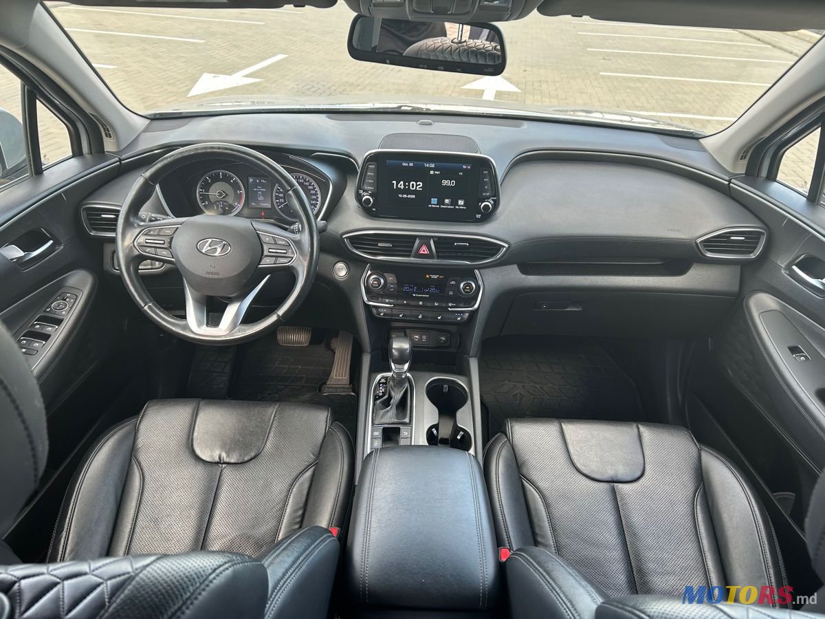 2018' Hyundai Santa Fe photo #6
