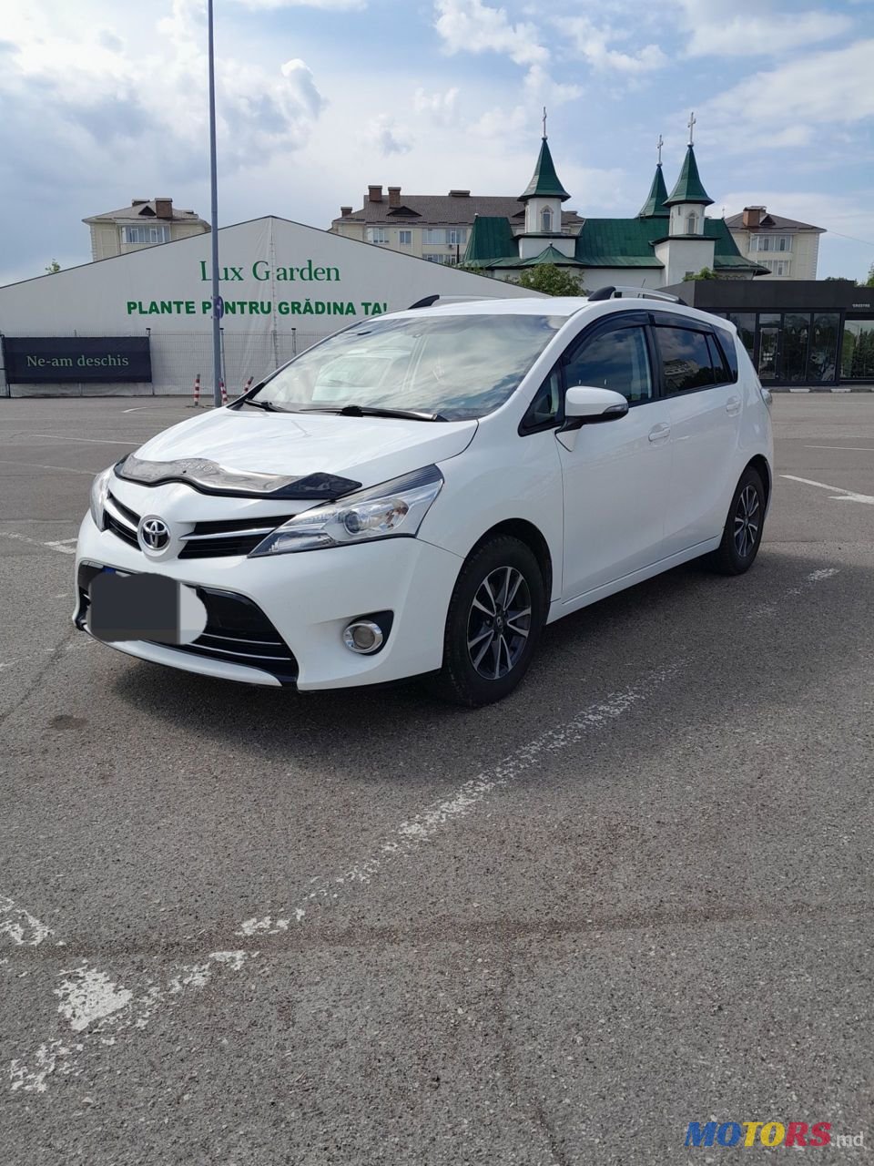 2014' Toyota Verso photo #3