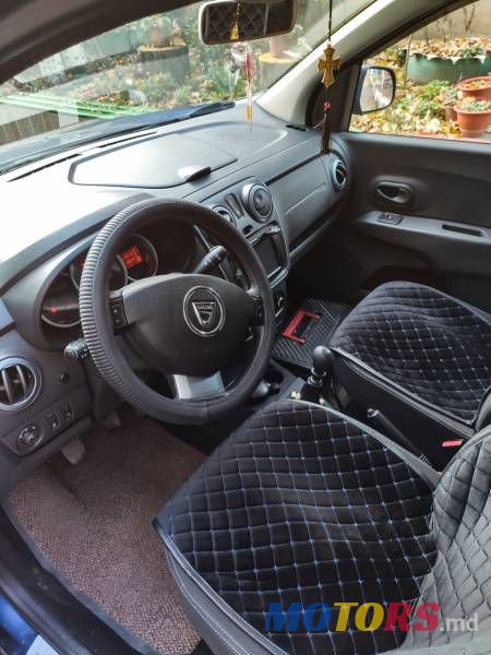 2016' Dacia Lodgy photo #2