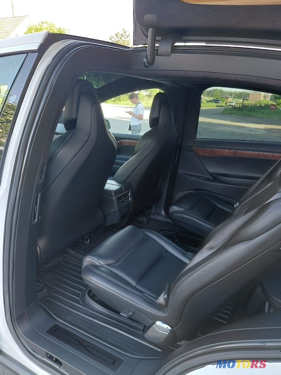 2019' Tesla Model X photo #5