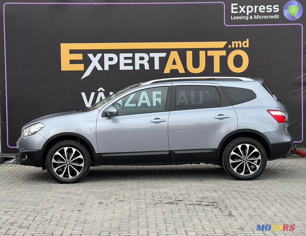 2013' Nissan Qashqai+2 photo #6