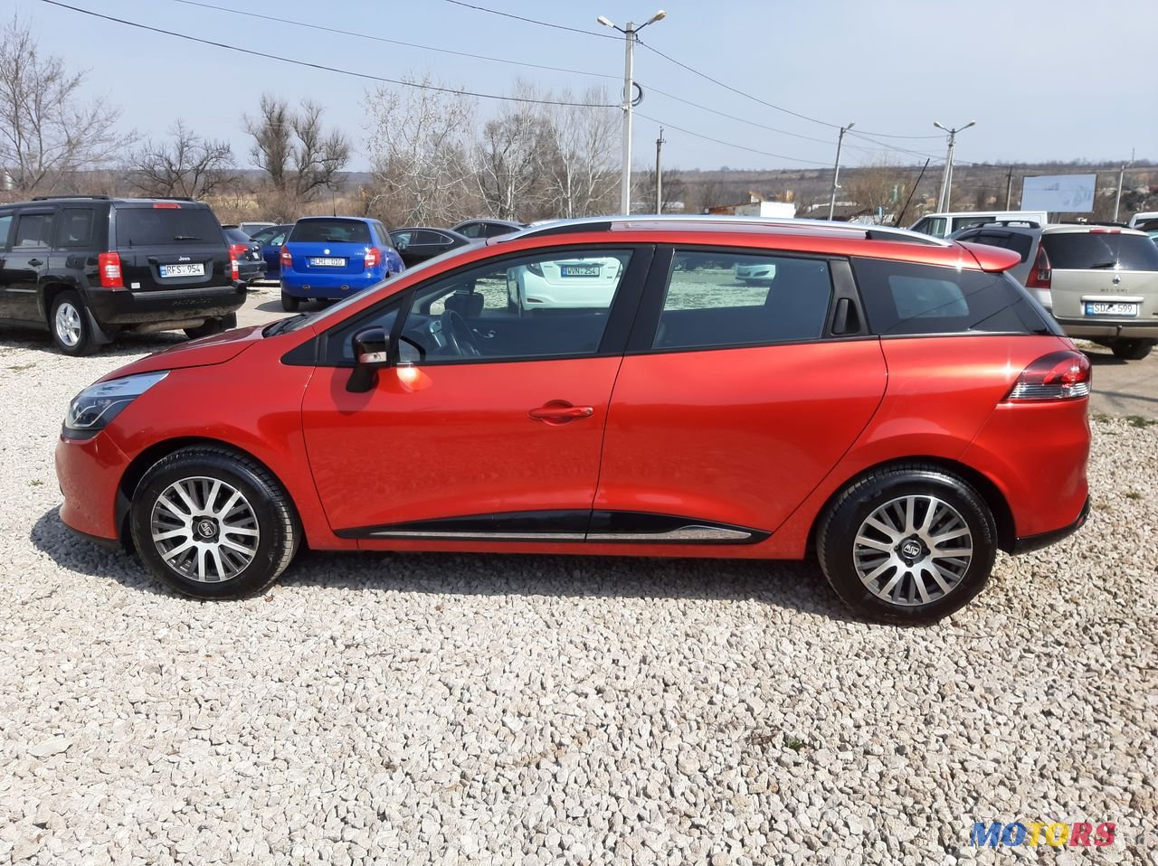 2014' Renault Clio photo #1