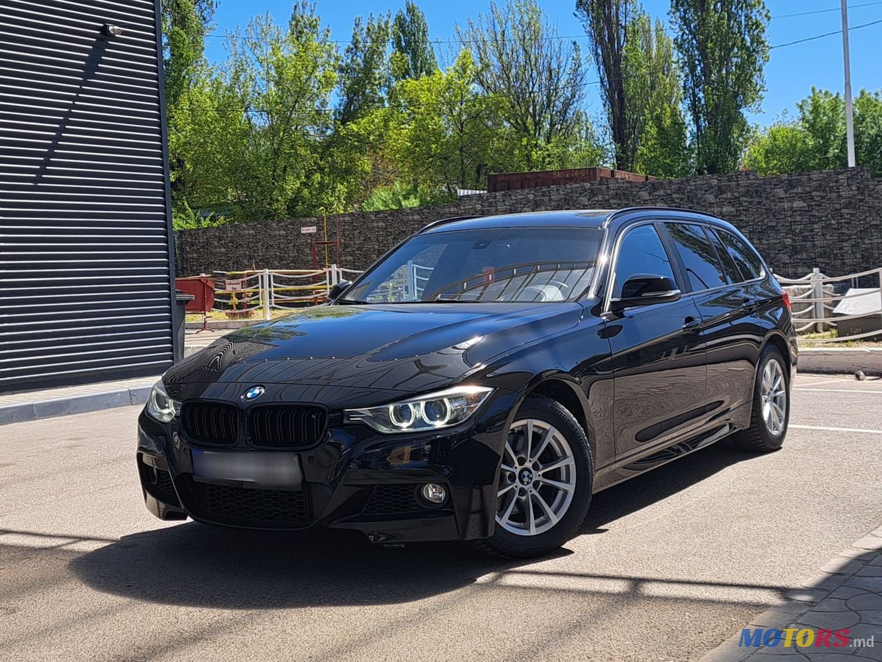 2013' BMW 3 Series photo #1