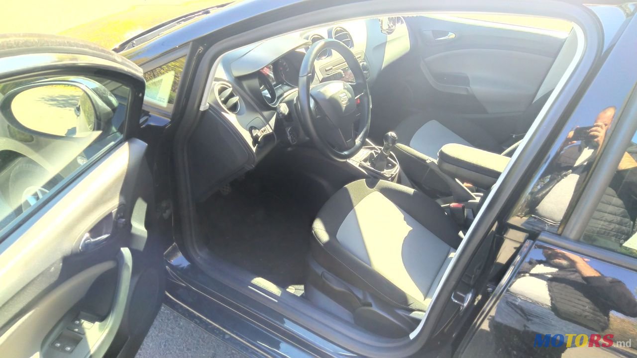 2012' SEAT Ibiza photo #6