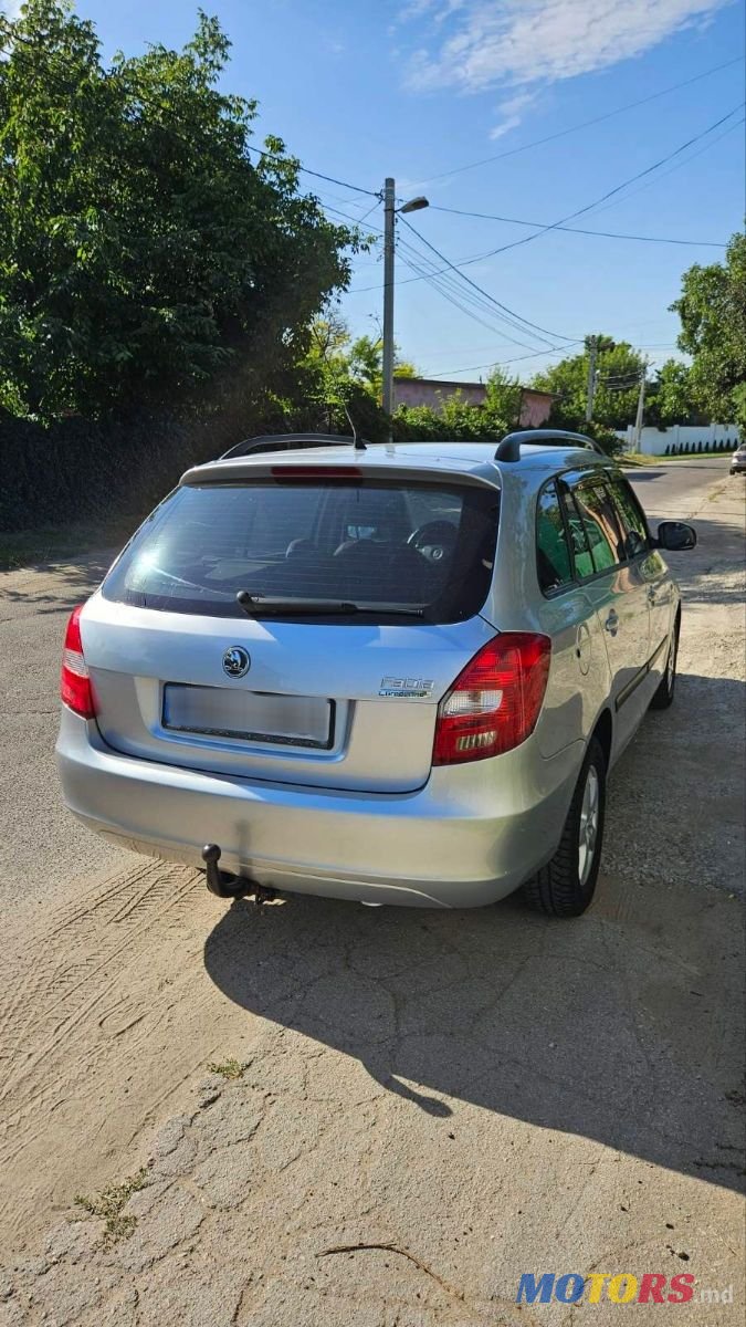 2008' Skoda Fabia photo #3