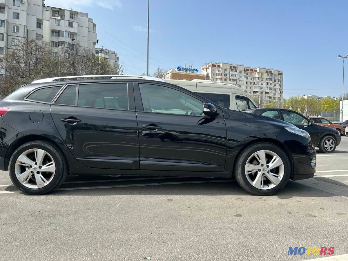 2012' Renault Megane photo #4