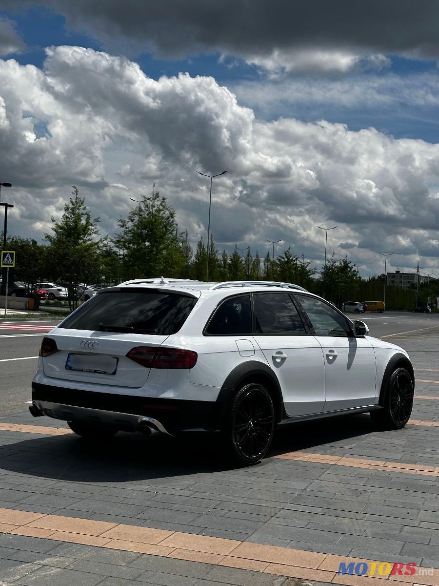 2013' Audi A4 Allroad photo #3