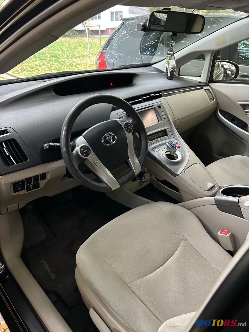 2015' Toyota Prius photo #4