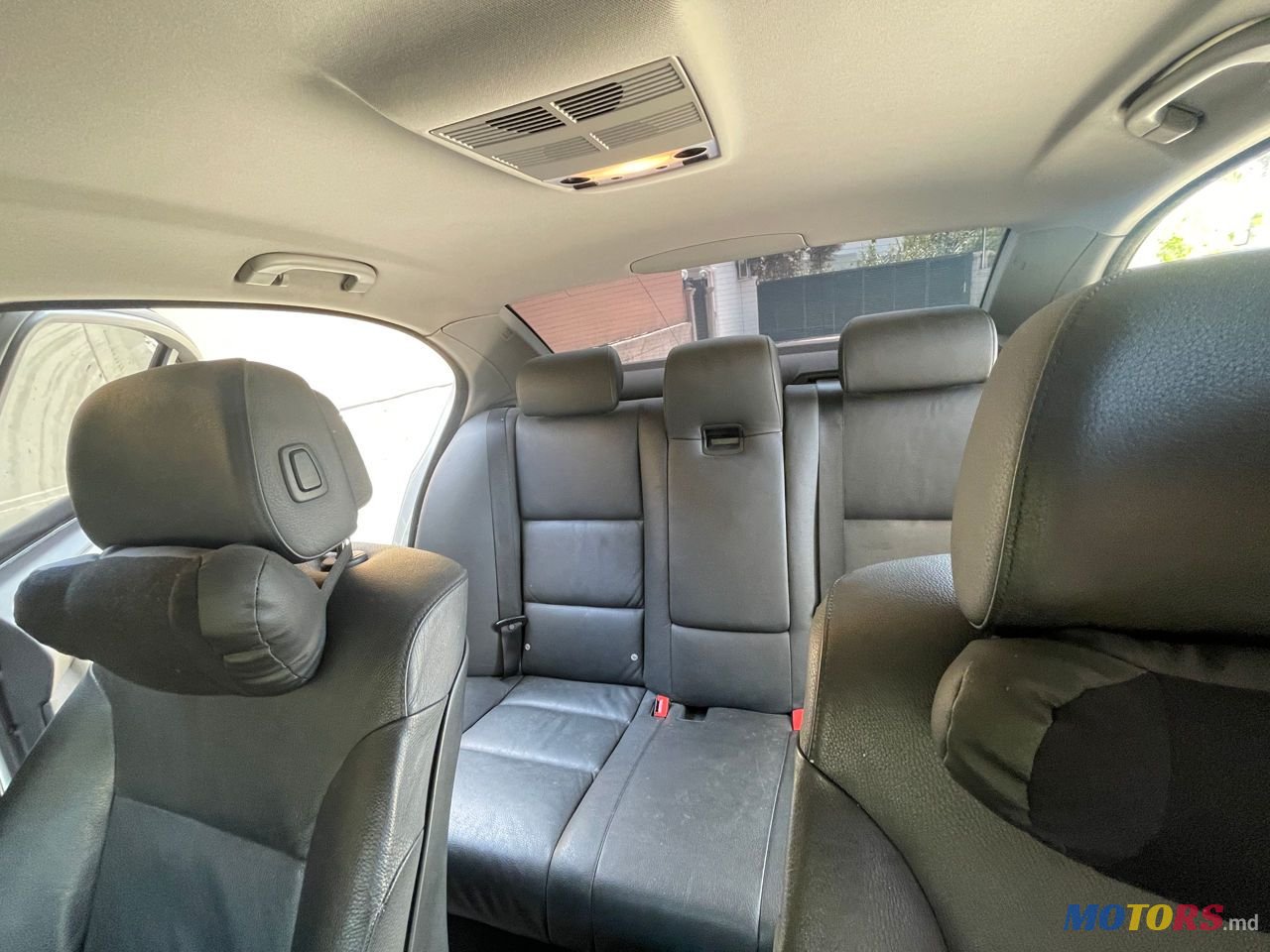 2008' BMW 5 Series photo #4