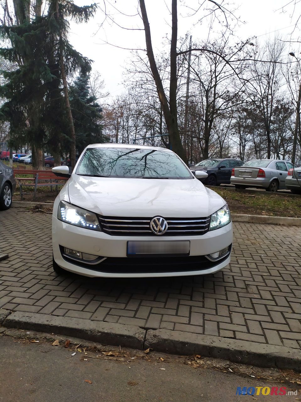 2012' Volkswagen Passat photo #2