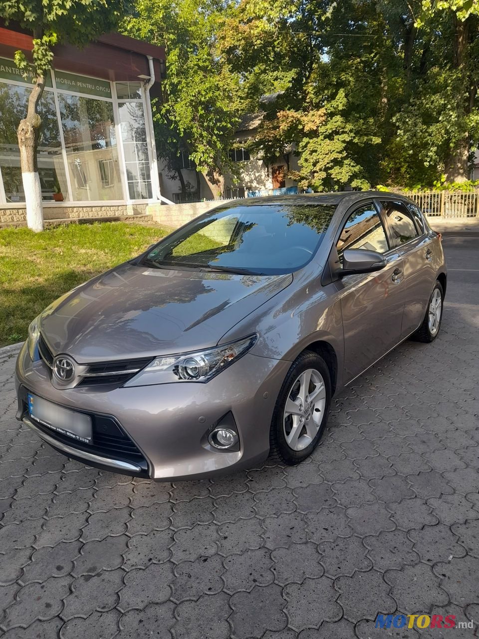 2013' Toyota Auris photo #4