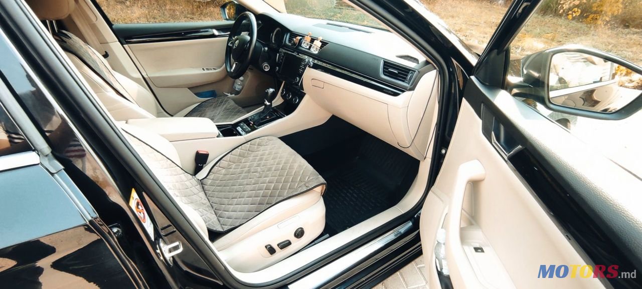 2016' Skoda Superb photo #6