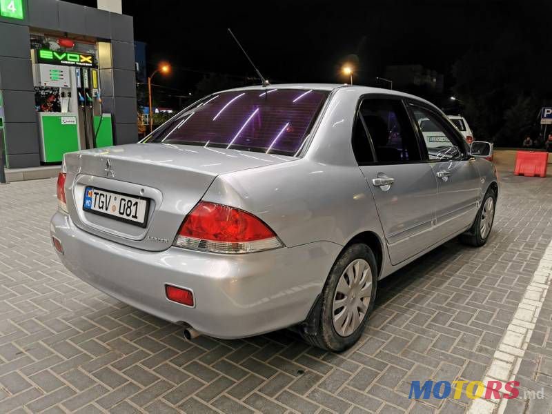 2008' Mitsubishi Lancer photo #4