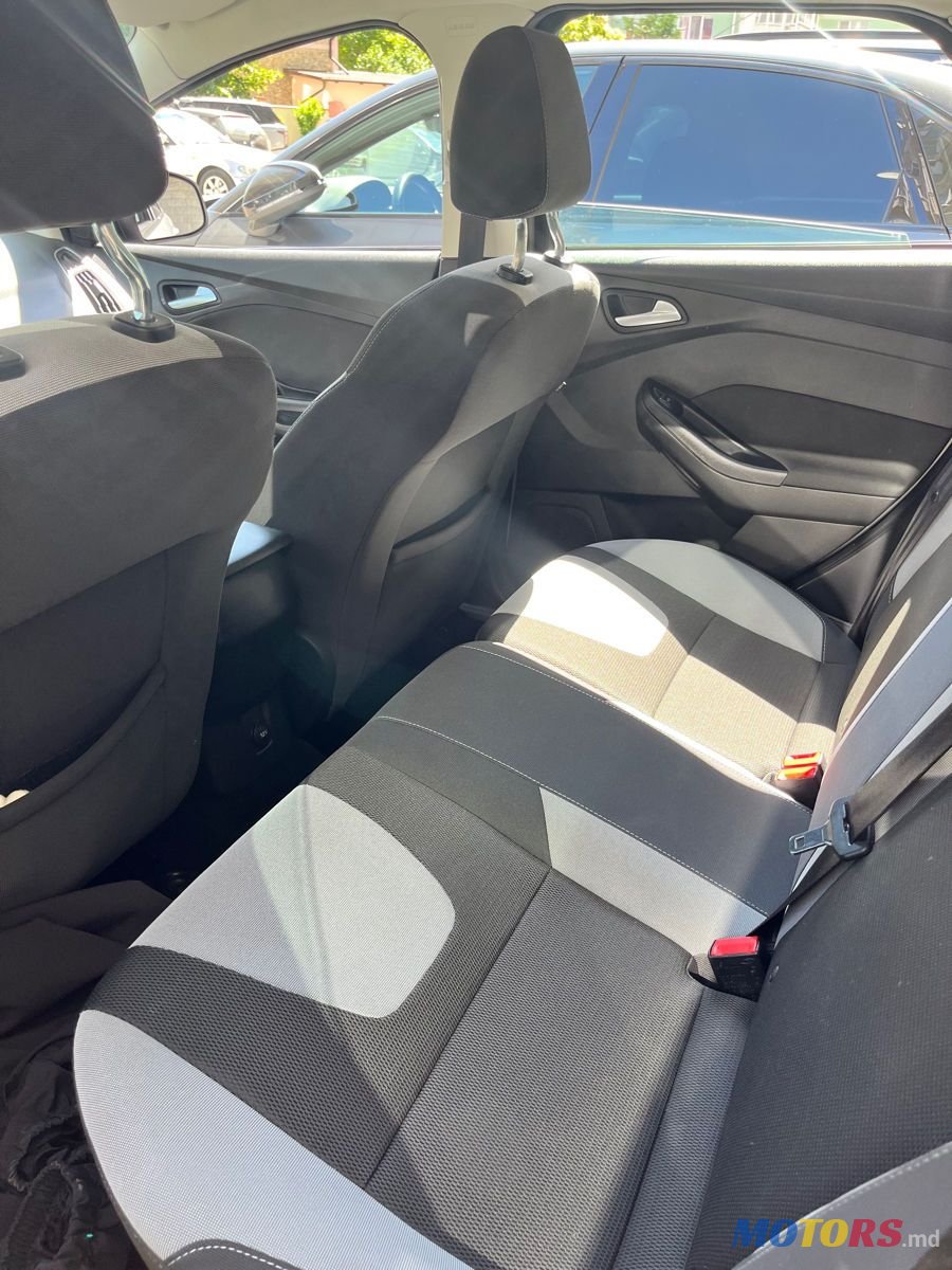 2014' Ford Focus photo #6