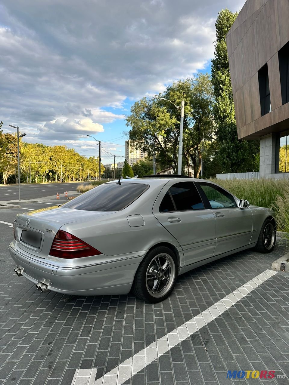 2001' Mercedes-Benz S-Class photo #3