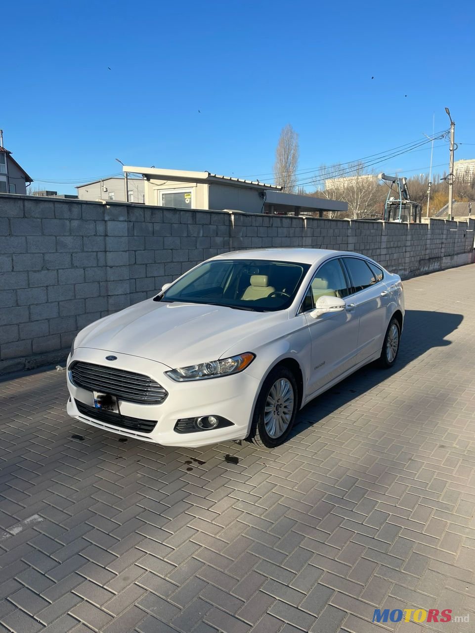 2013' Ford Fusion photo #2