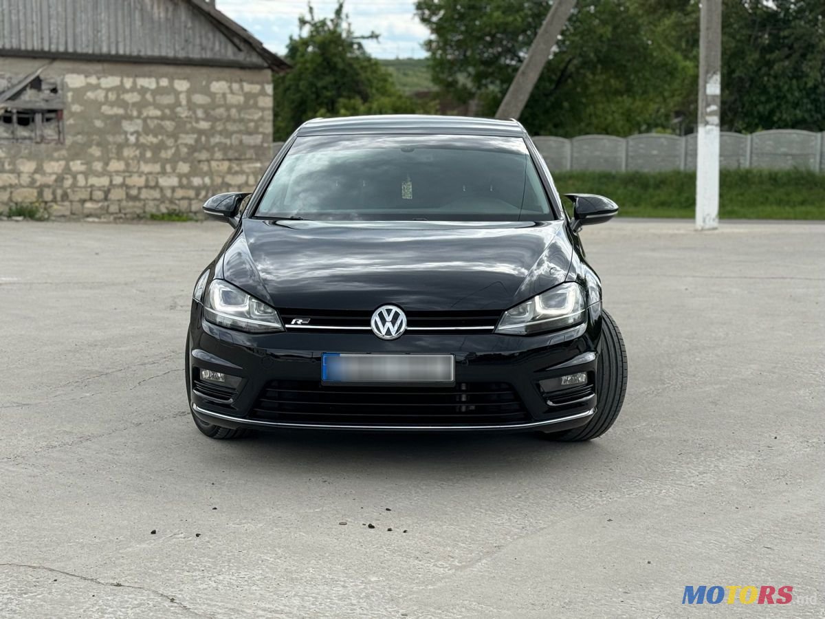 2015' Volkswagen Golf photo #4