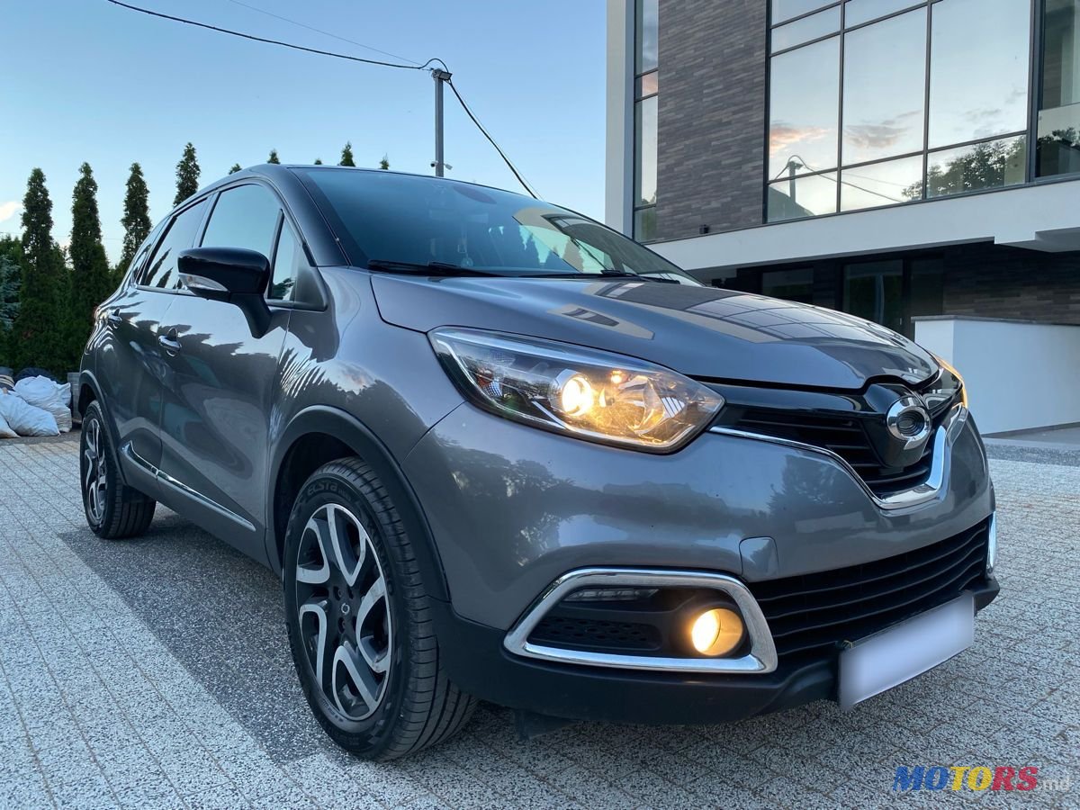 2015' Renault Captur photo #1