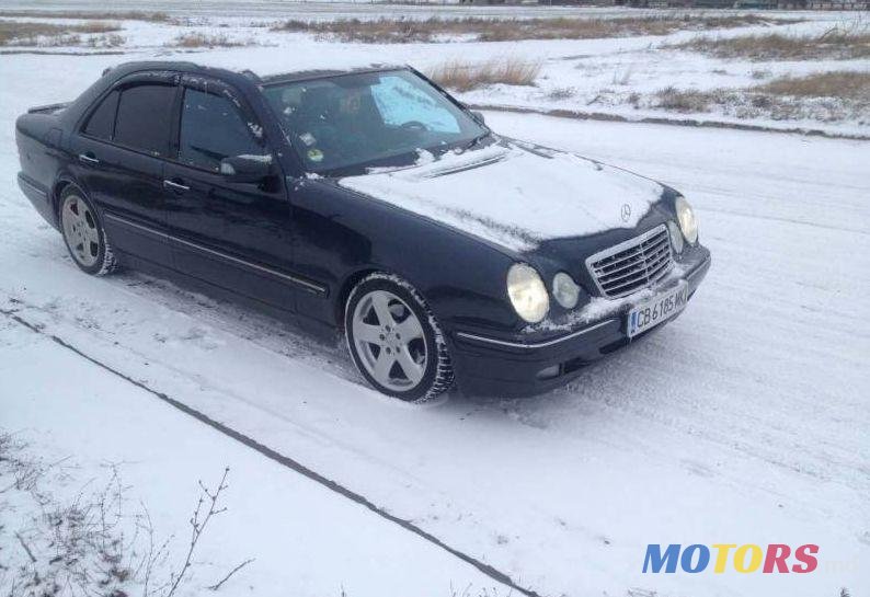 2002' Mercedes-Benz E photo #1
