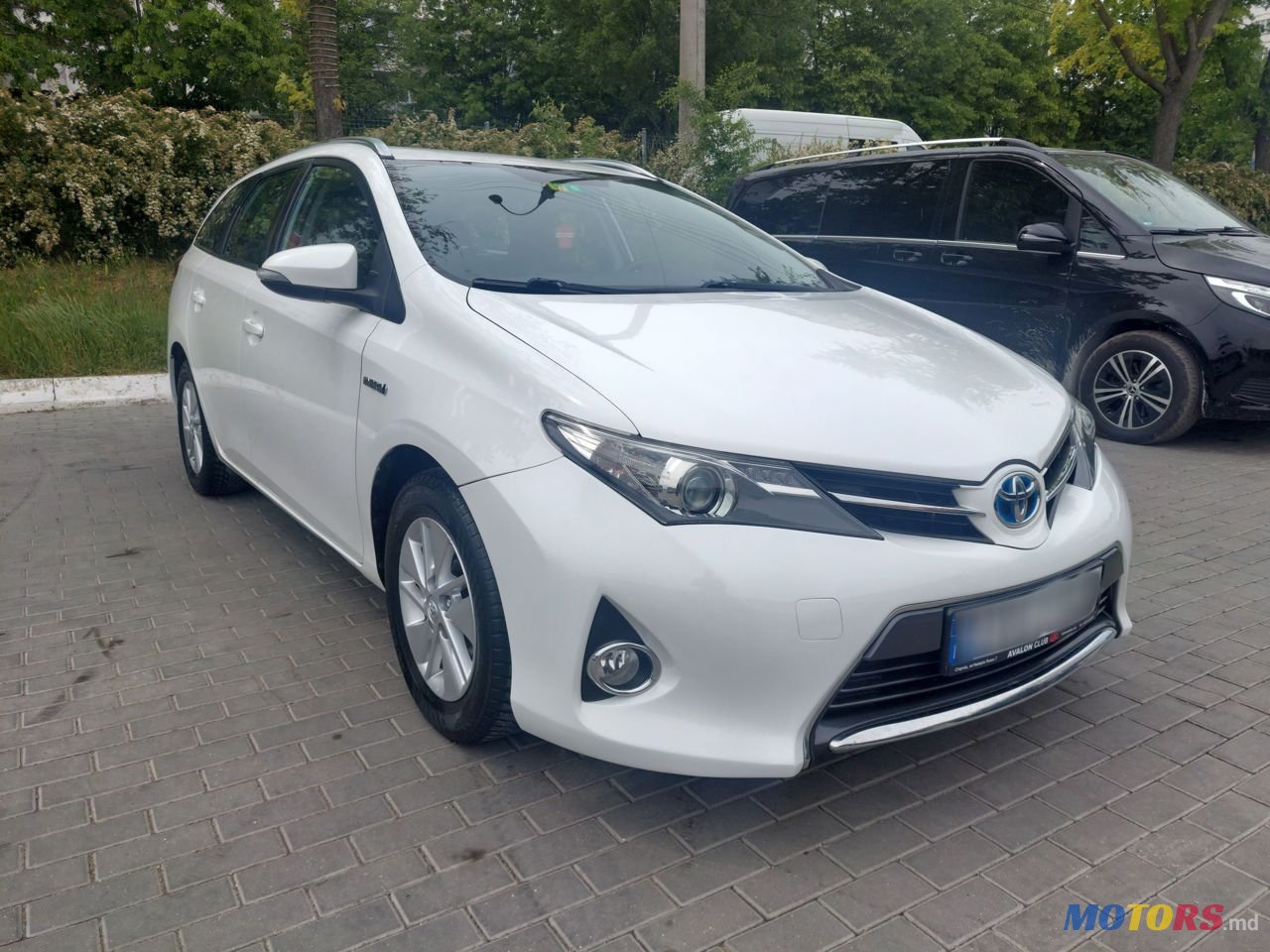 2015' Toyota Auris photo #3