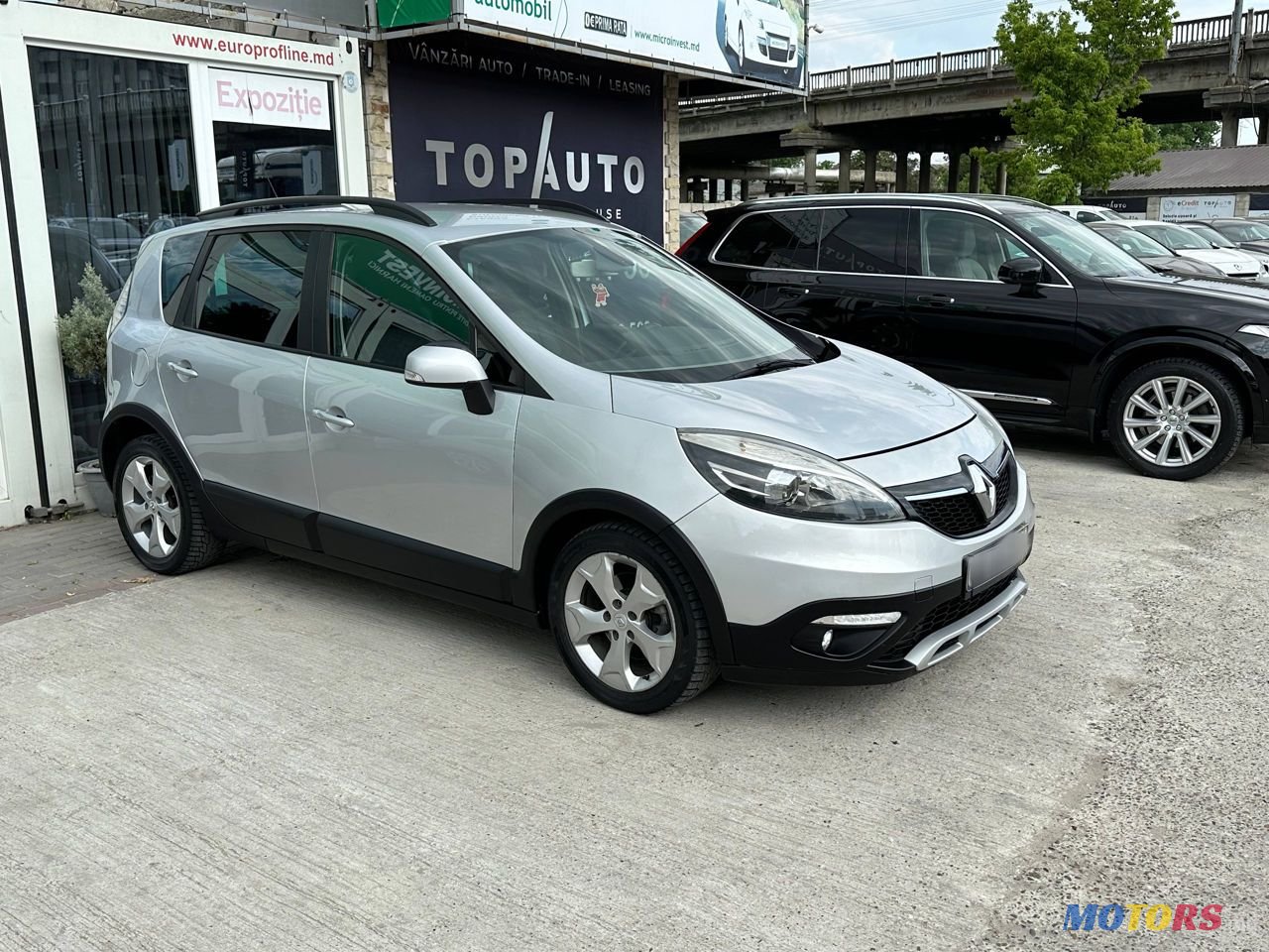 2013' Renault Scenic photo #3