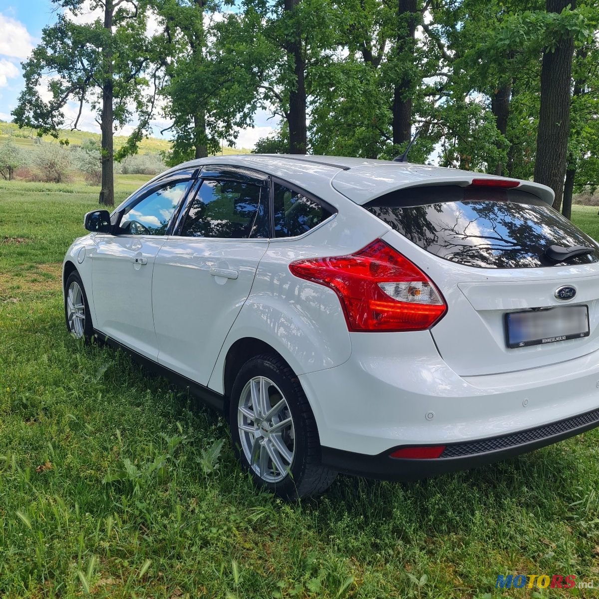 2013' Ford Focus photo #6