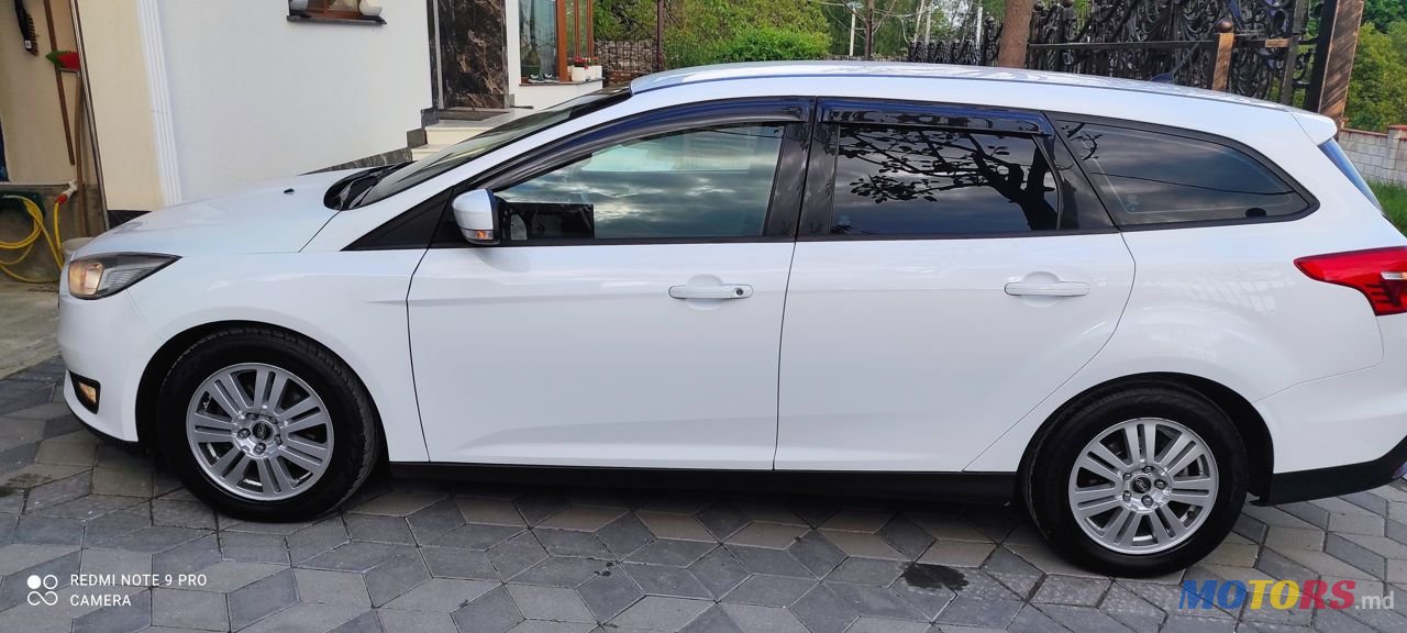 2015' Ford Focus photo #6