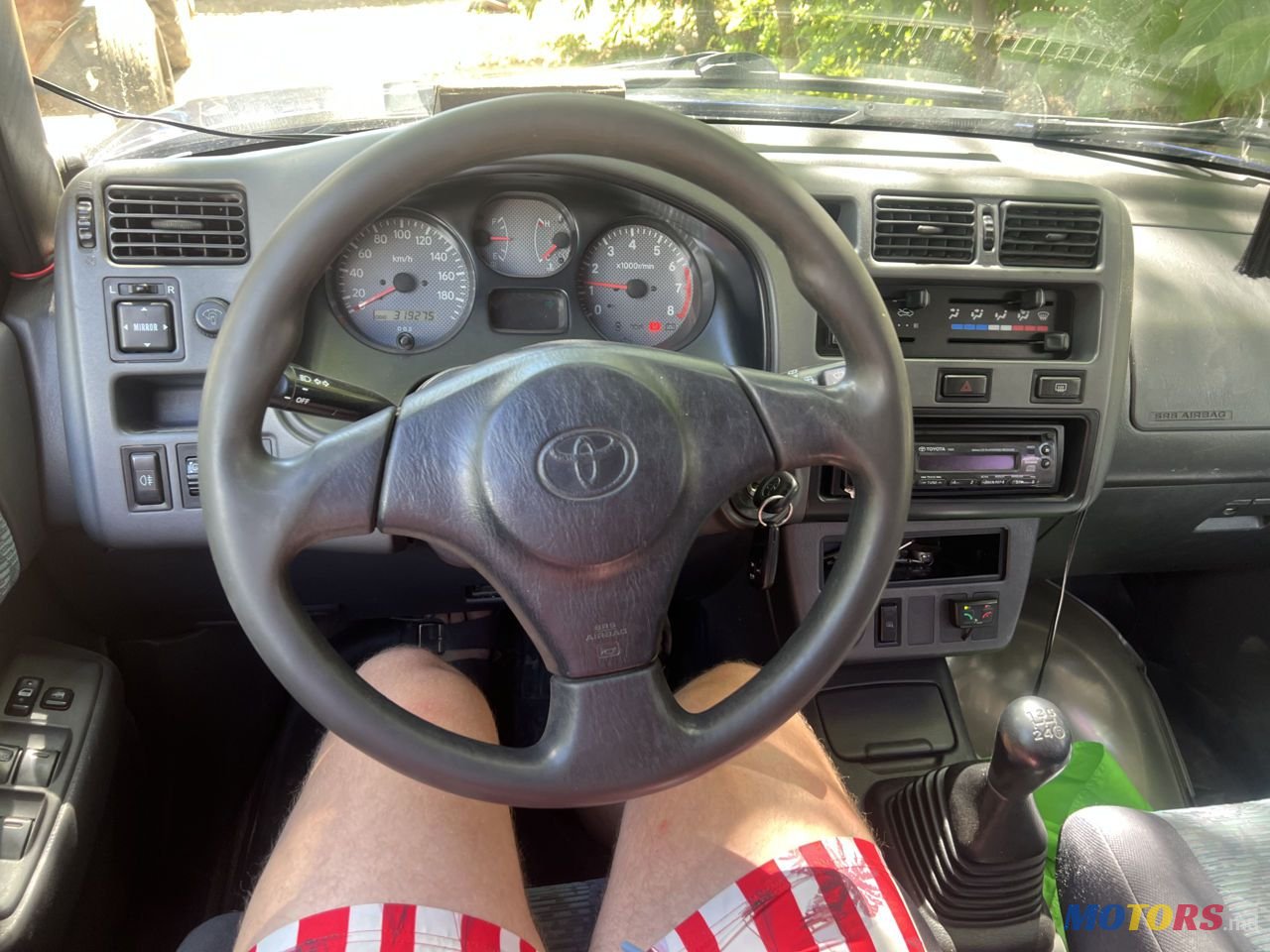 1999' Toyota RAV4 photo #5