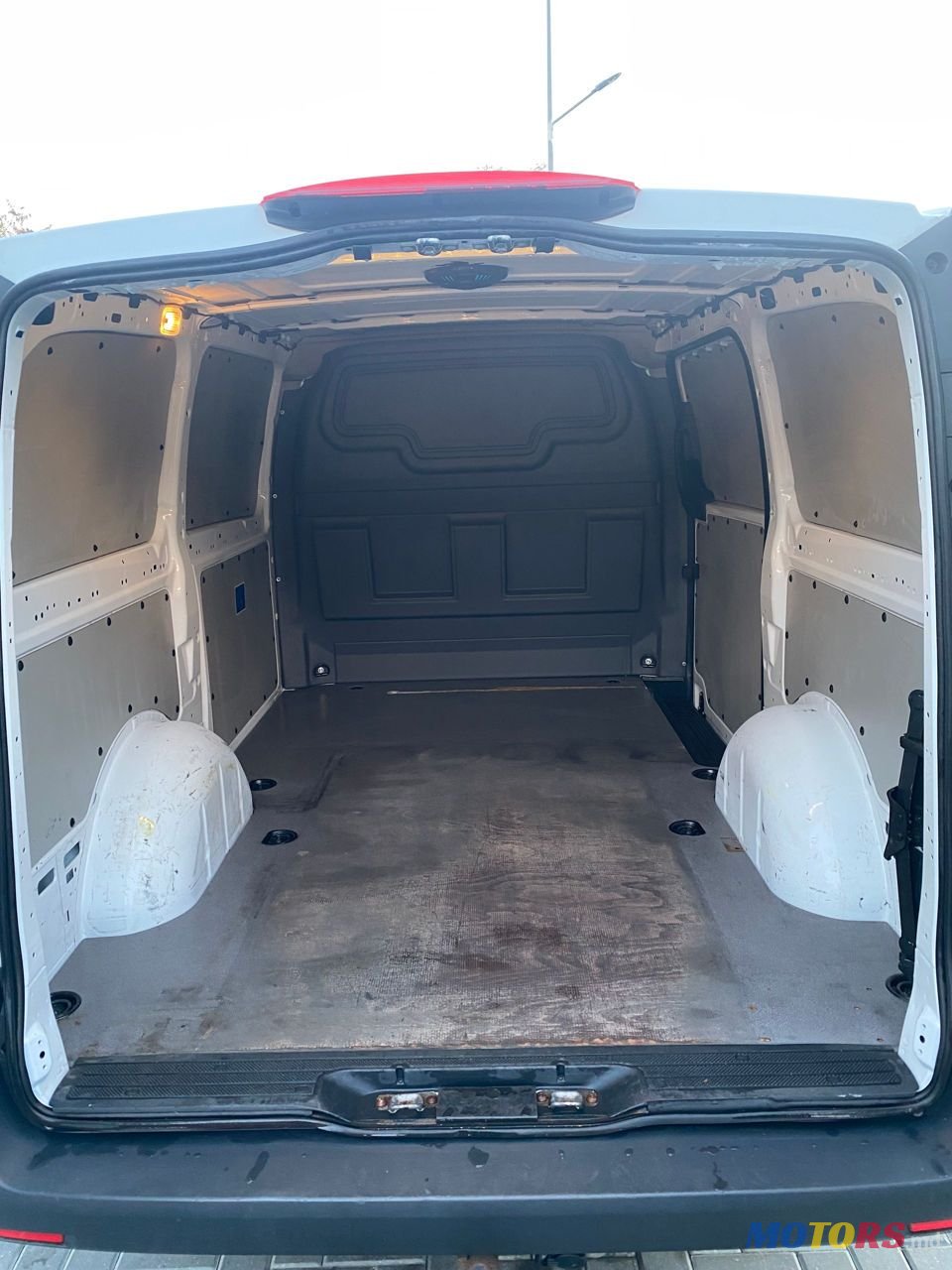 2017' Mercedes-Benz Vito photo #6