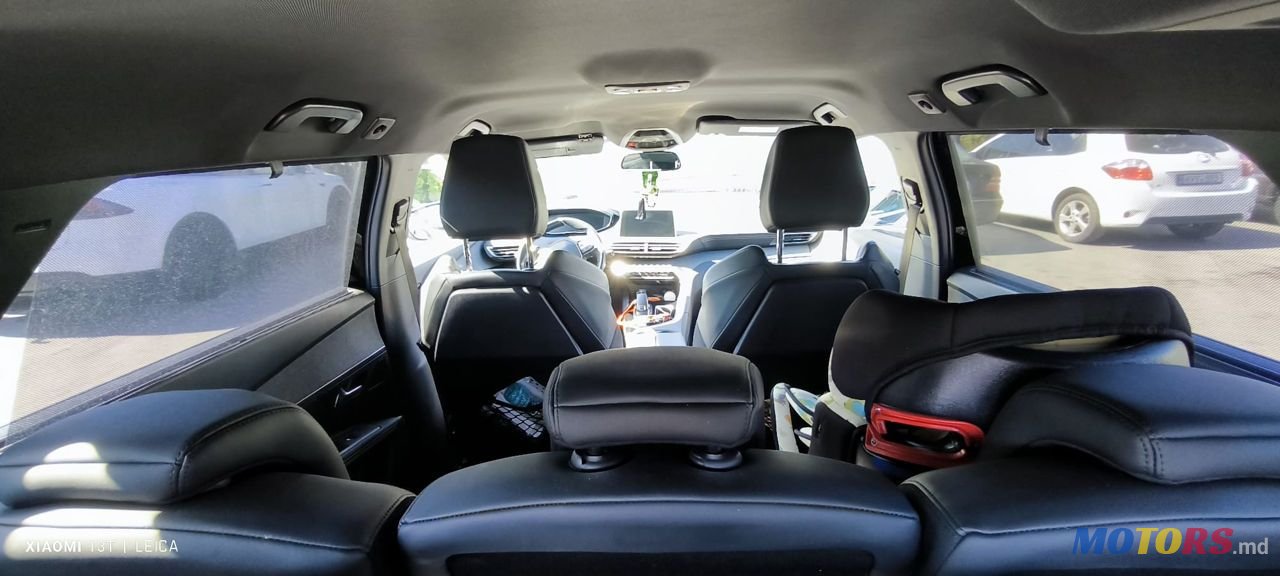 2020' Peugeot 5008 photo #4