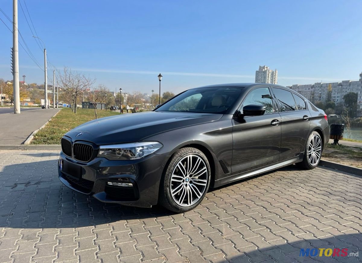 2017' BMW 5 Series photo #2