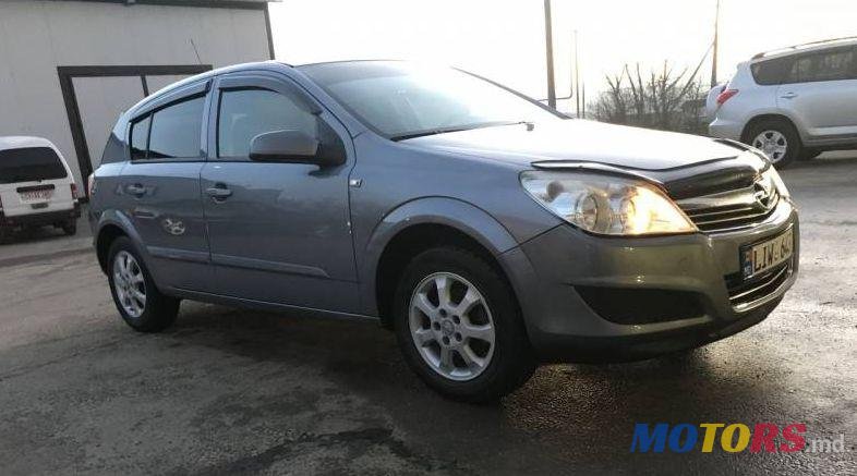 2008' Opel Astra photo #3