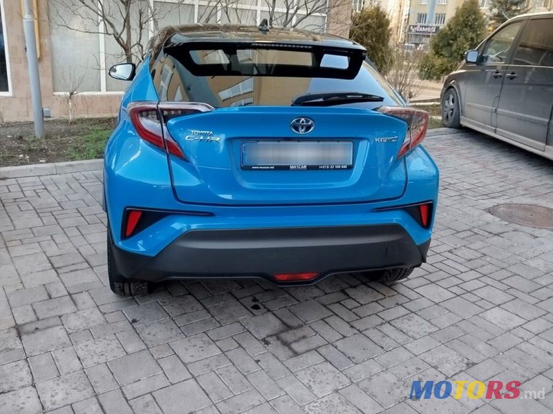 2019' Toyota C-HR photo #6