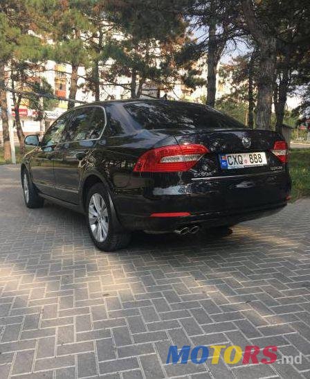 2013' Skoda Superb photo #2