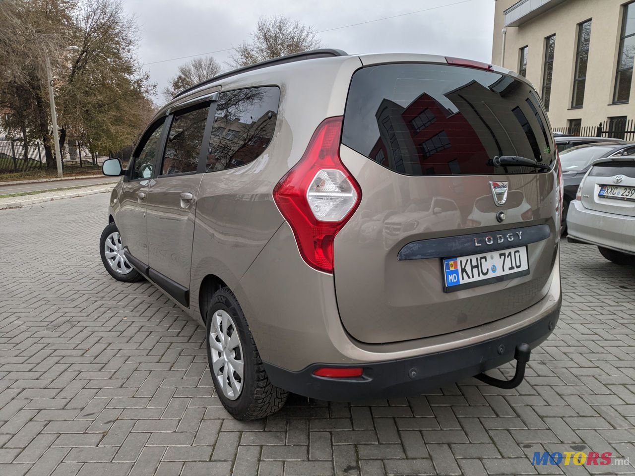 2012' Dacia Lodgy photo #3