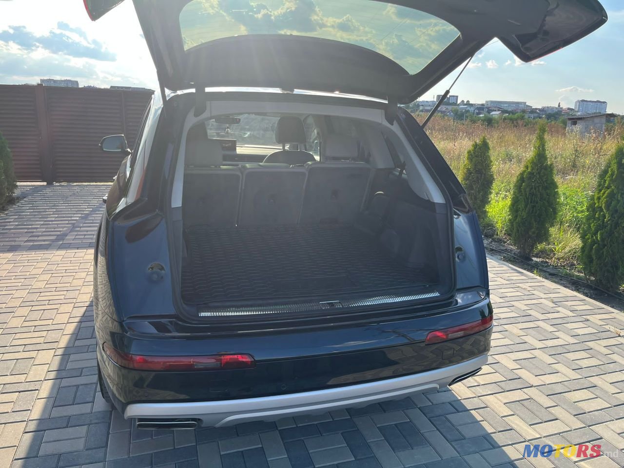 2017' Audi Q7 photo #4