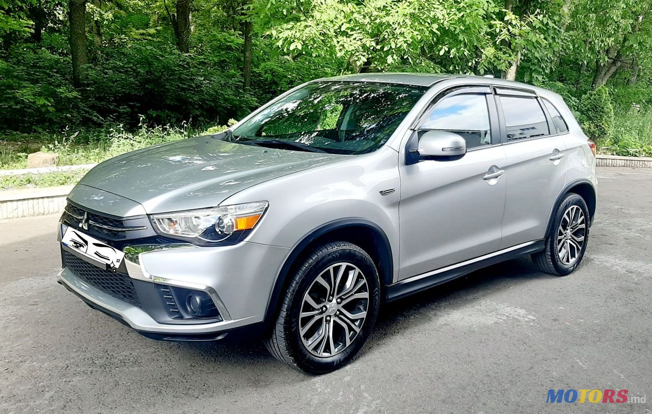 2019' Mitsubishi ASX photo #2