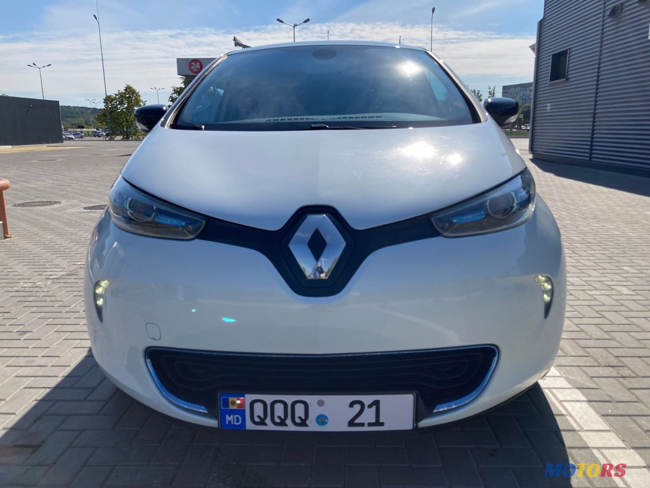 2013' Renault Zoe photo #2