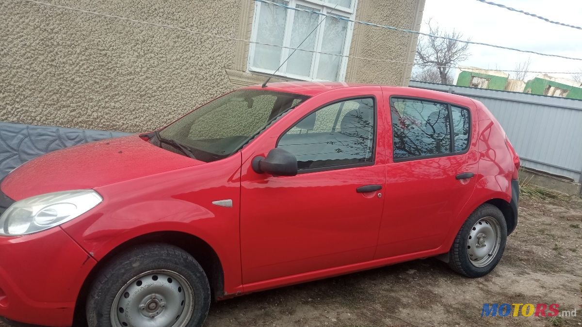 2010' Dacia Sandero photo #2