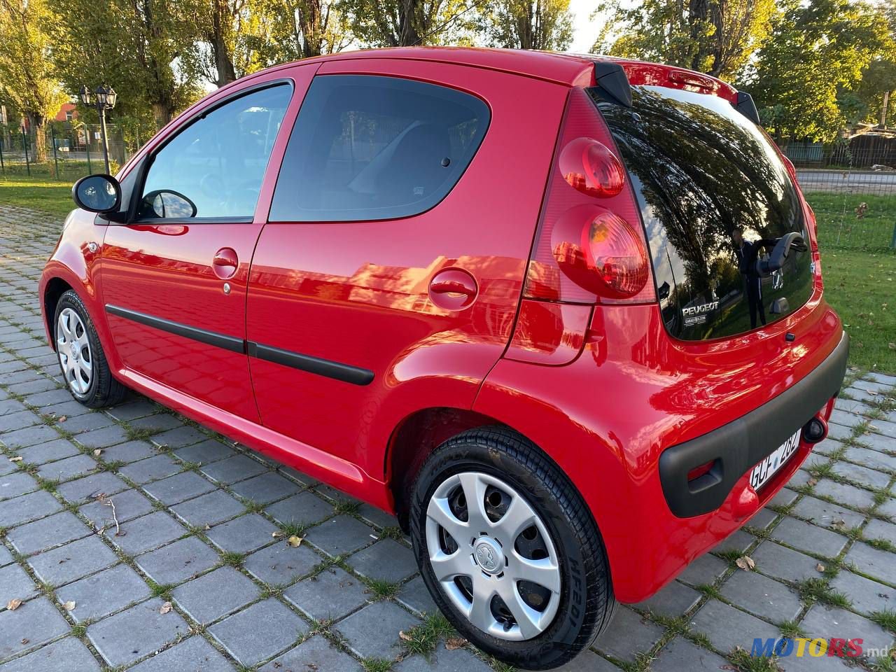 2010' Peugeot 107 photo #5